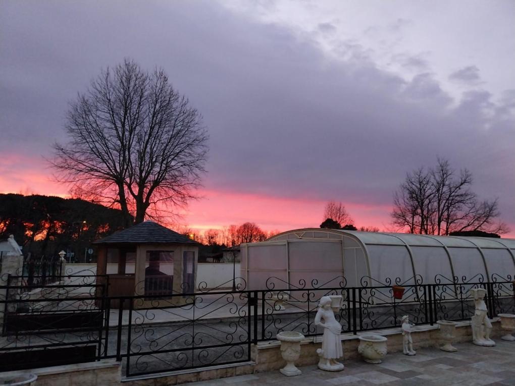 Les Coquelicots Homestay Pompejac